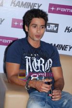 Shahid Kapoor at Kaminey promotional event in Fame on 18th Aug 2009 (25)